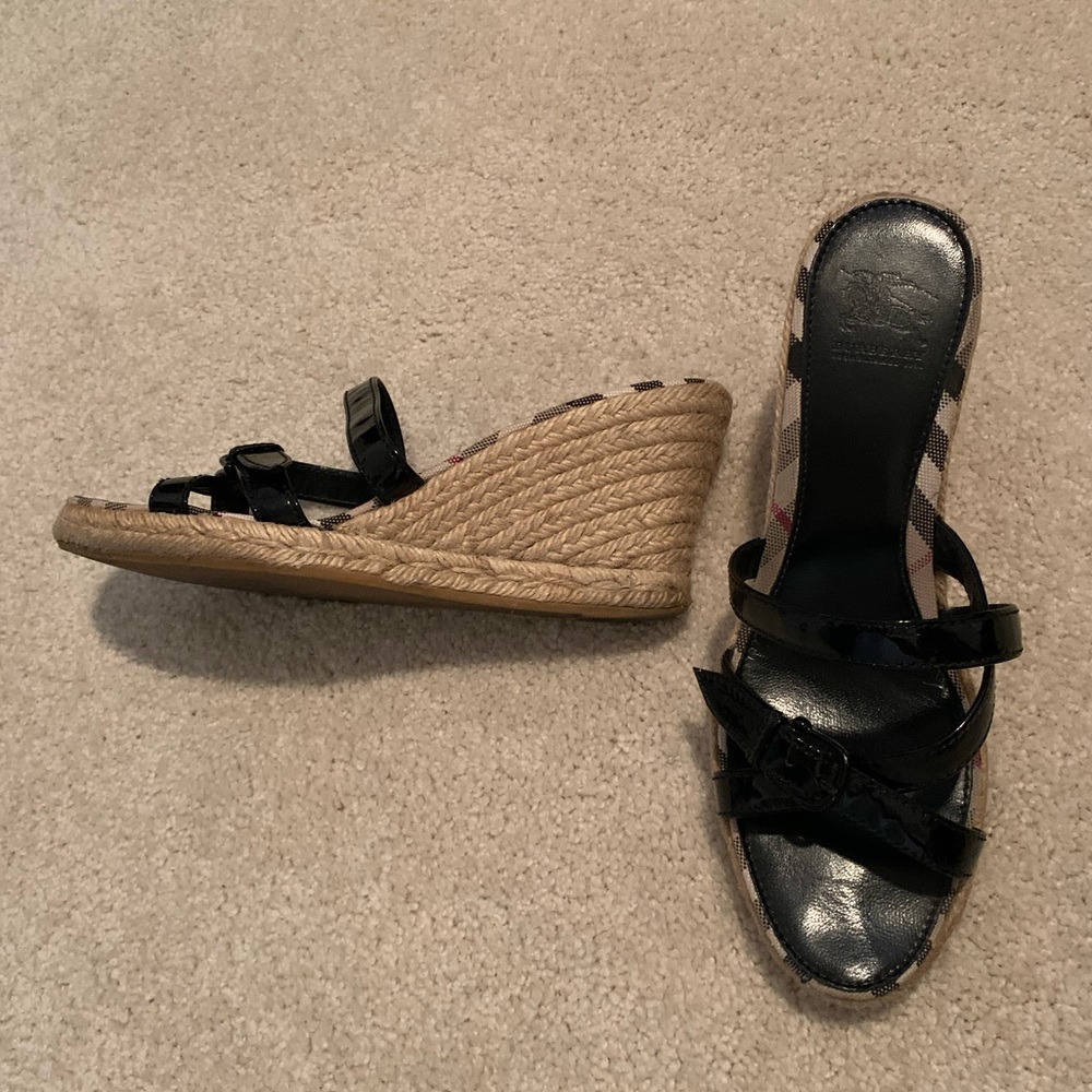 Burberry black patent leather espadrilles, 40
